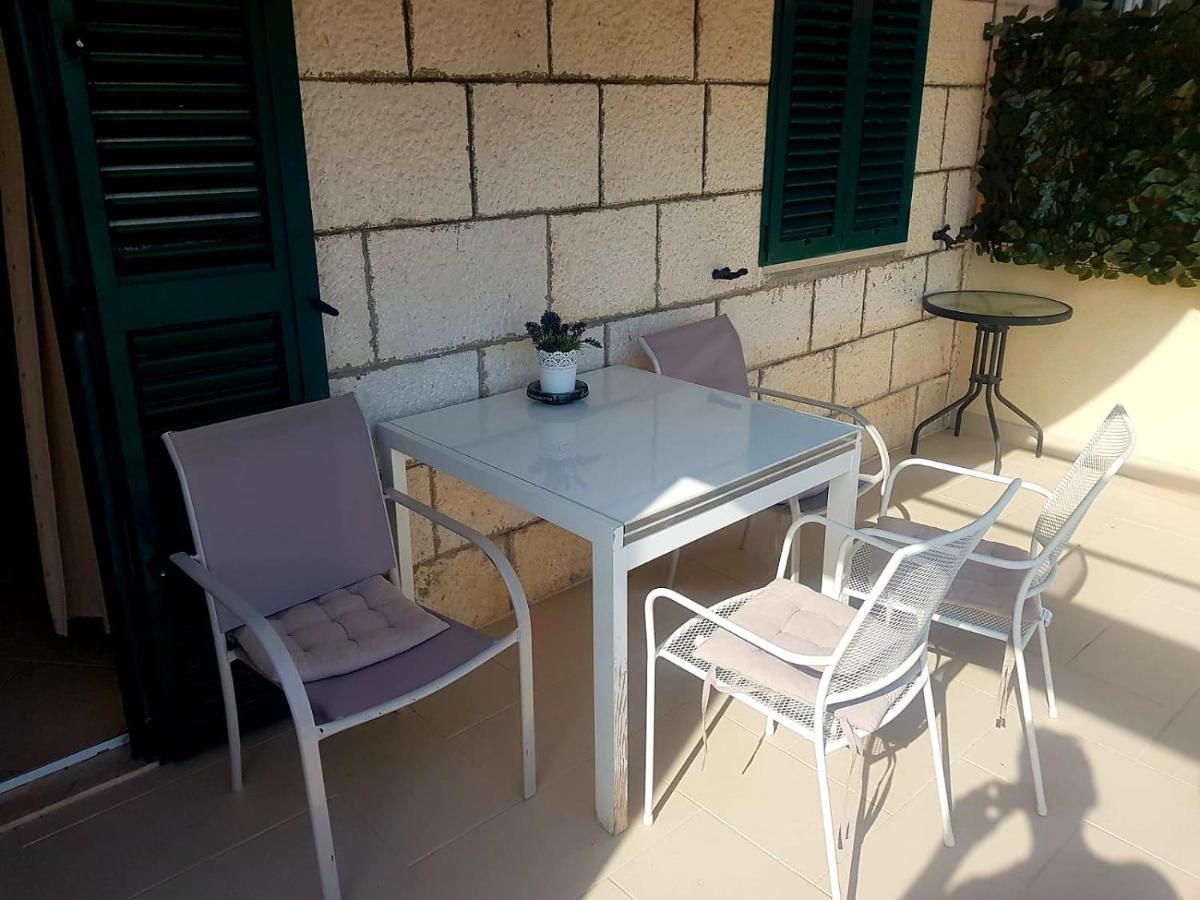 Apartment Dalma Podgora Exterior foto